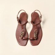 Women Vintage Casual Chain Embellished Buckle Design Flat Thong Sandals